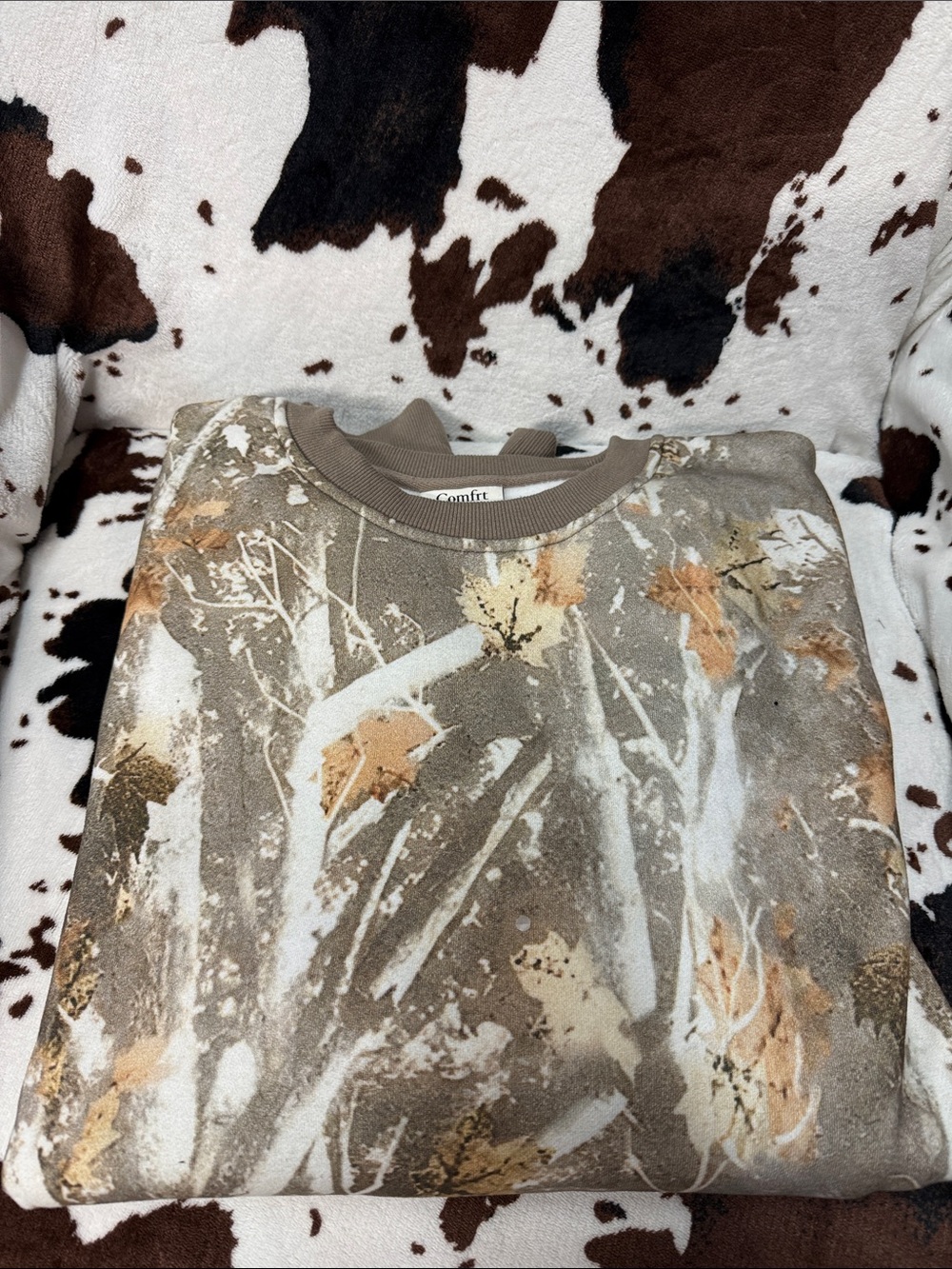 Comfort Wash Women's Crewneck Sweatshirt - Brown Camo